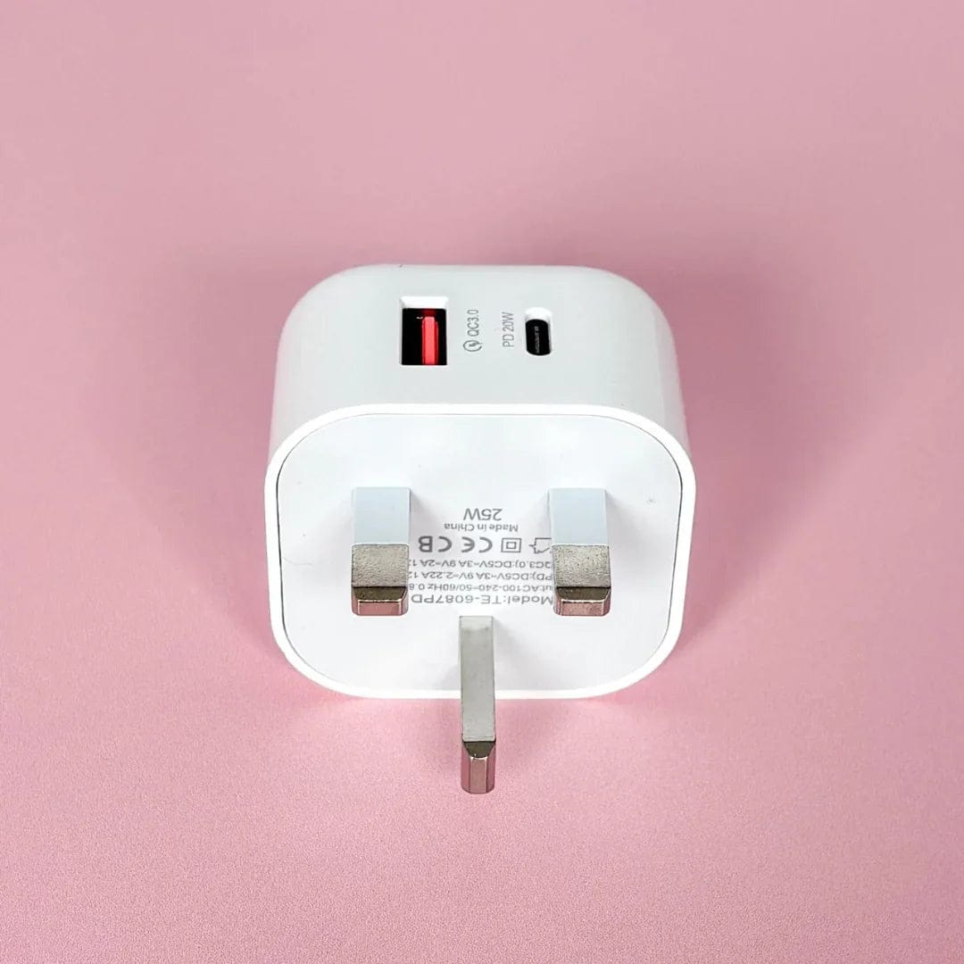 MagChrge UK Adapter Dual Port USB A and C Plug